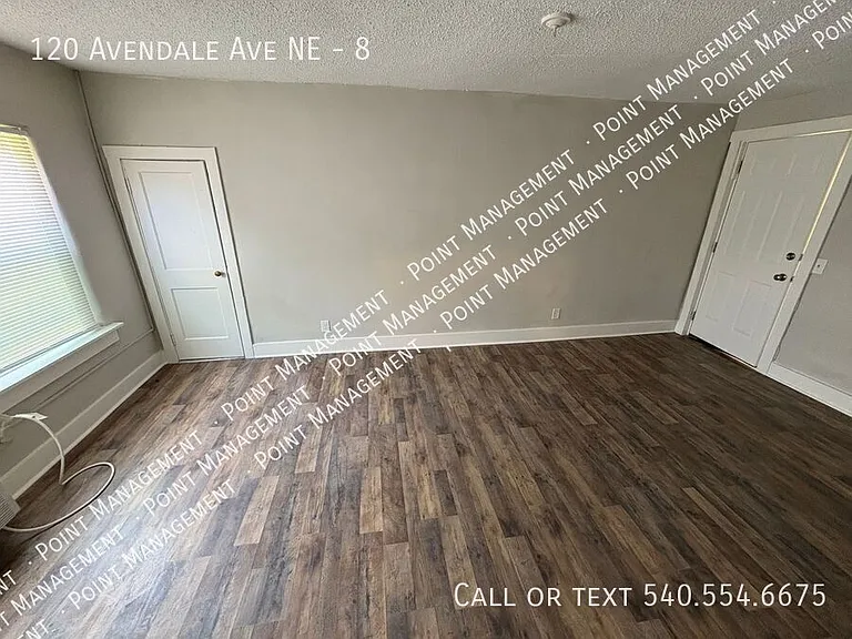 120 Avendale Ave NE #8 — Photo 2