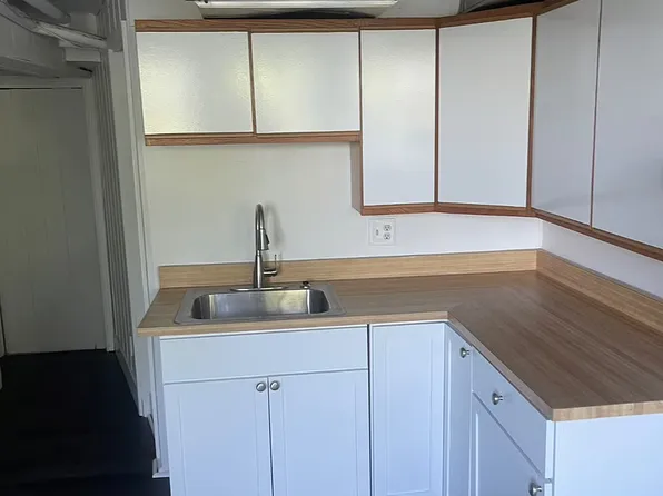 87 Cold Hill Rd #1, Granby, MA 01033