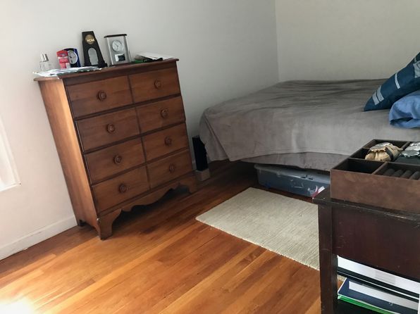 104 Pleasant St APT B