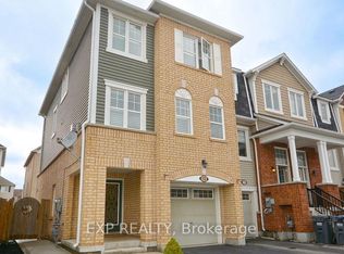 13 Colonel Frank Ching Cres, Brampton, ON L6Y5W6