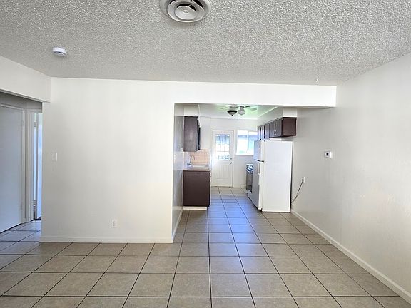 3rd image of 2240 W Princeton Ave #2240