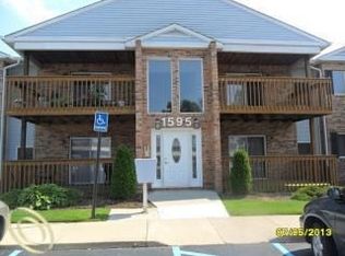 1595 Harbour Blvd APT 160, Trenton, MI 48183