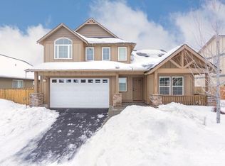 21185 NE Silverado Valley Ln, Bend, OR 97702