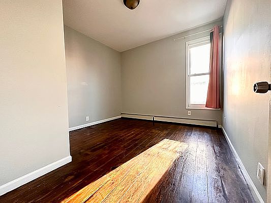 5th image of 376 Palmetto St #2