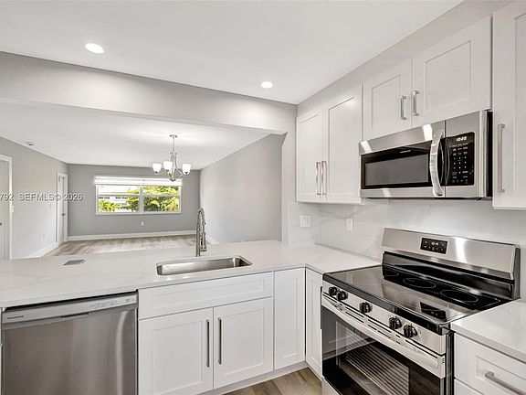 3rd image of 6800 Royal Palm Blvd APT 302F