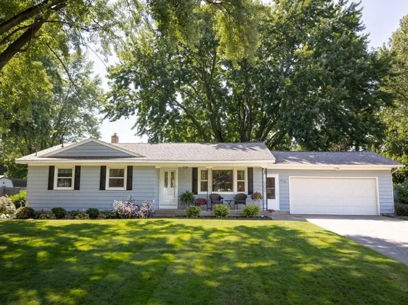 7775 Hollyhock Ave, Jenison, MI 49428