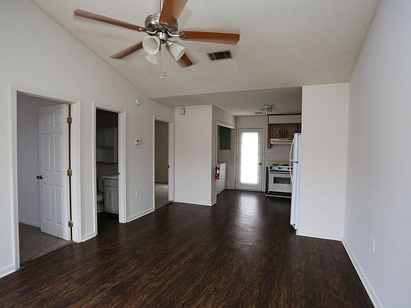 2nd image of 140 Lanier Dr #109