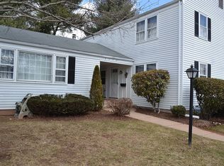7 Firethorn Dr, Glastonbury, CT 06033