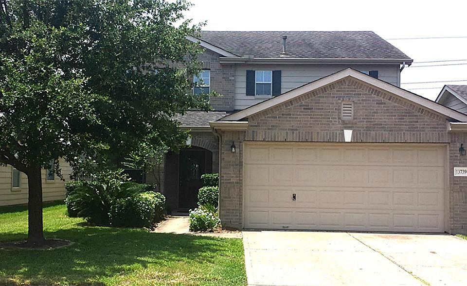 1st image of 13739 Clarks Fork Dr