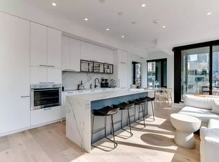 505 Richmond St W #421, Toronto, ON M5V0P4