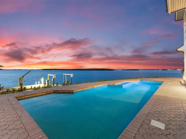 900 Harbor Is, Clearwater, FL 33767