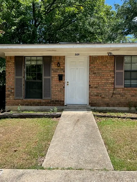 509 Vernon - 1 — Photo 1