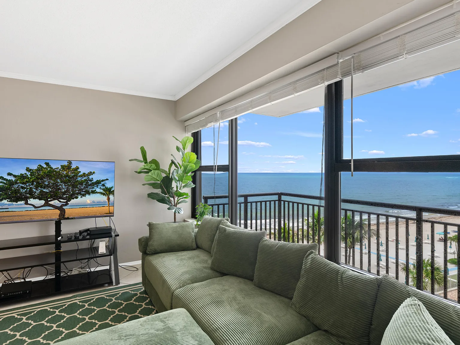 Galt Ocean Club — Photo 2