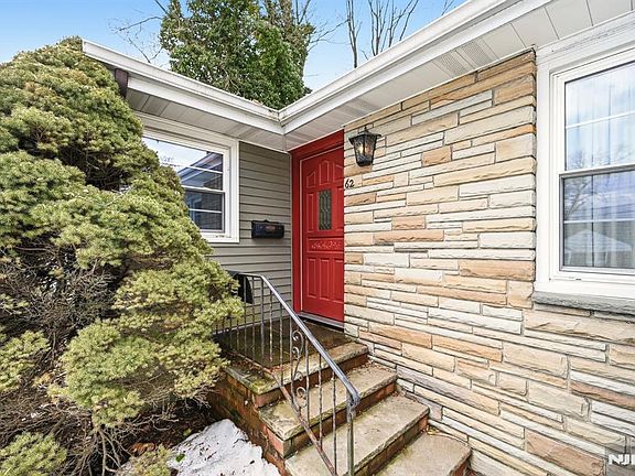 4th image of 62 2nd St