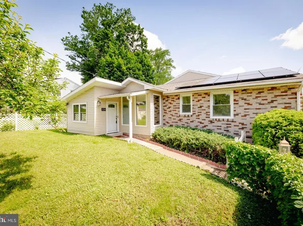 224 E Bristol Rd, Feasterville Trevose, PA 19053