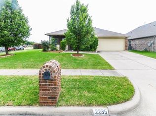 2235 Pecan Ridge Dr, Forney, TX 75126