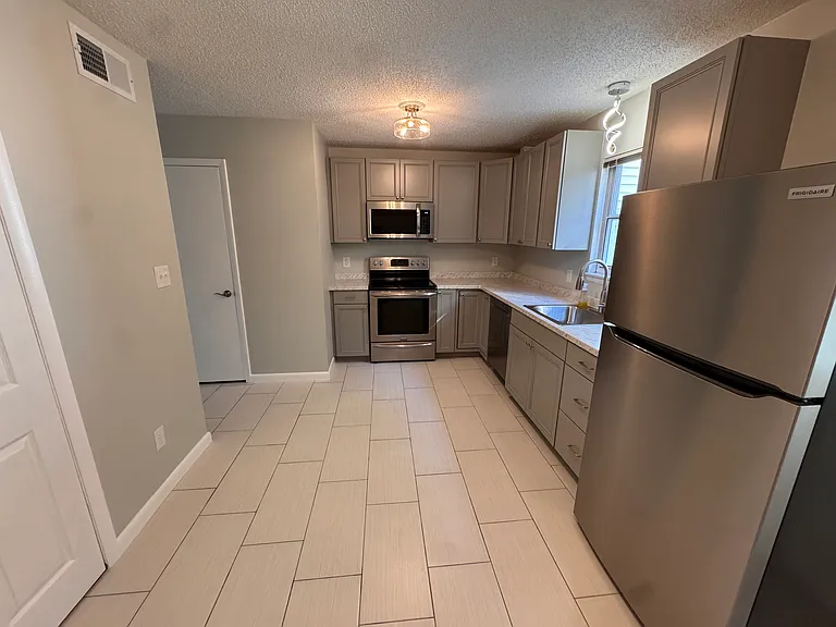 Newly renovated Kitchen