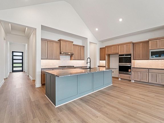 6th image of this home