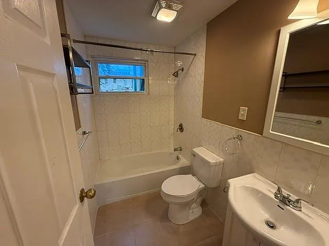 6228 Curie St — Photo 11