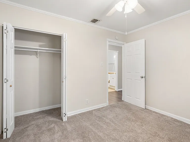 4823 Blue Heron St — Photo 13