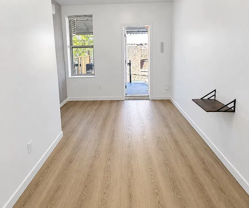 309 Grove St #2