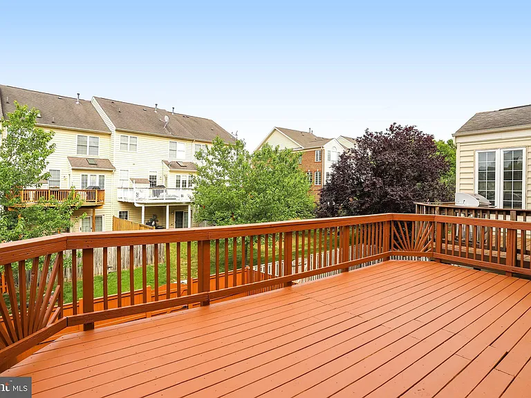 22616 Welborne Manor Sq — Photo 20
