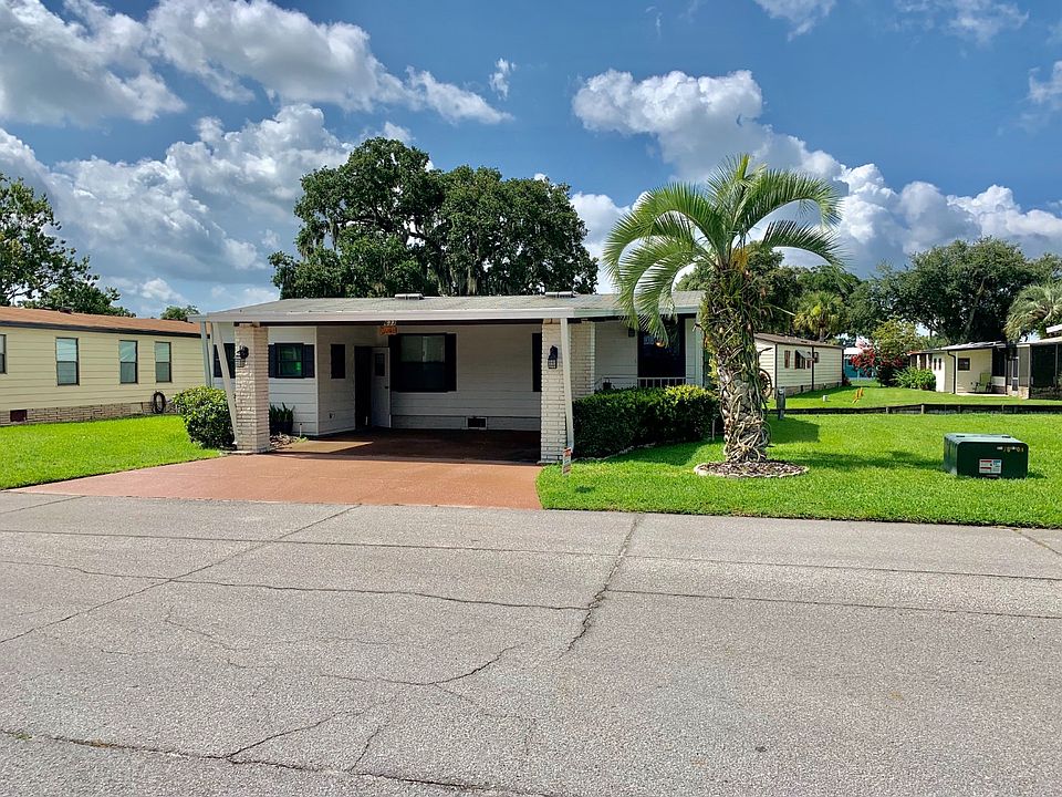 1st image of 633 N Edgewater Dr