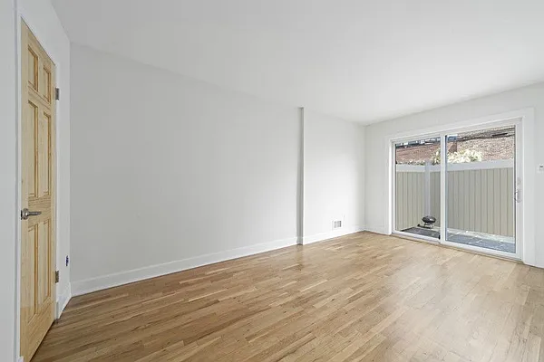 Rented by Brooklyn Bridge | media 12