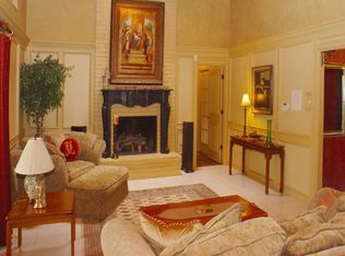 4342 Laren Ln, Dallas, TX 75244