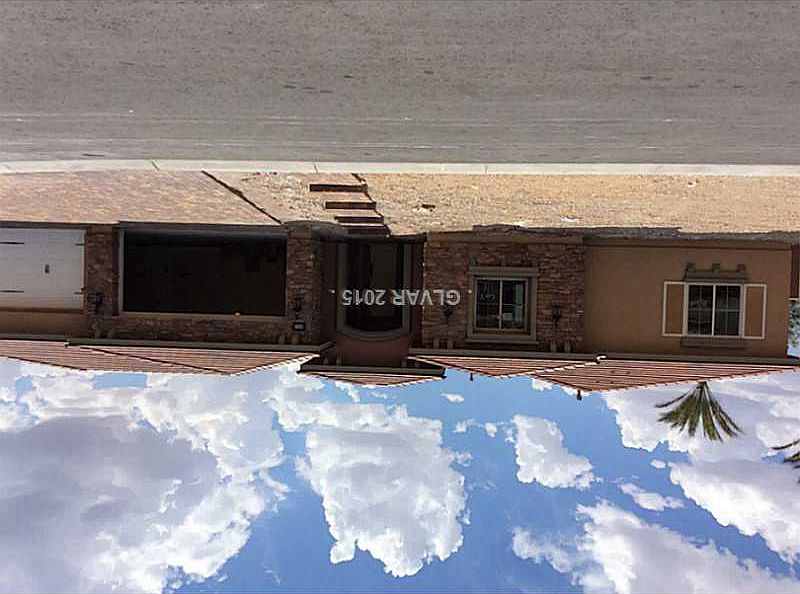 1559682