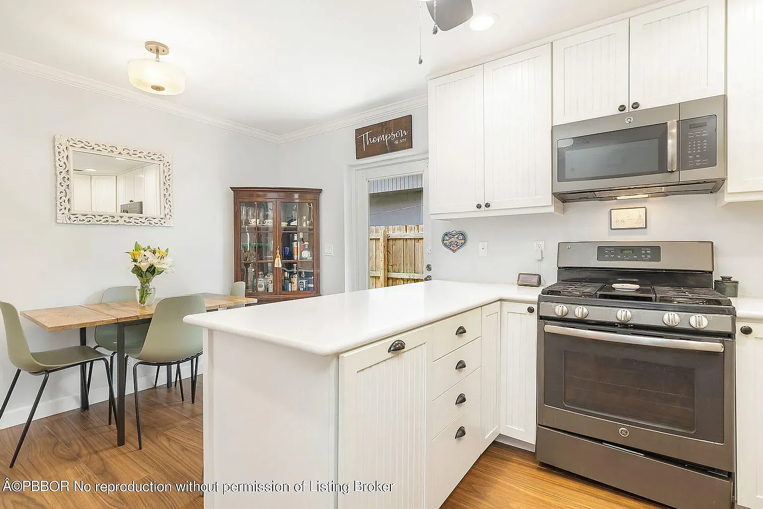 3 bed, 1278 sqft, $4,000 — Photo 2