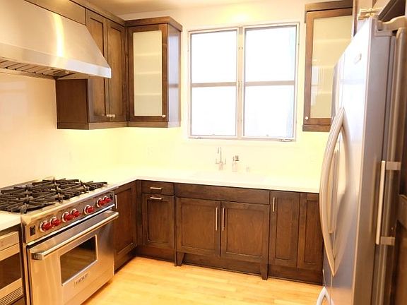 5th image of 42 Brooks Ave #1