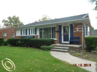 8530 Roosevelt St, Taylor, MI 48180