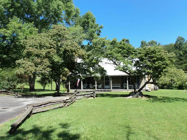 118 Rush Grist Ln, Dillard, GA 30537