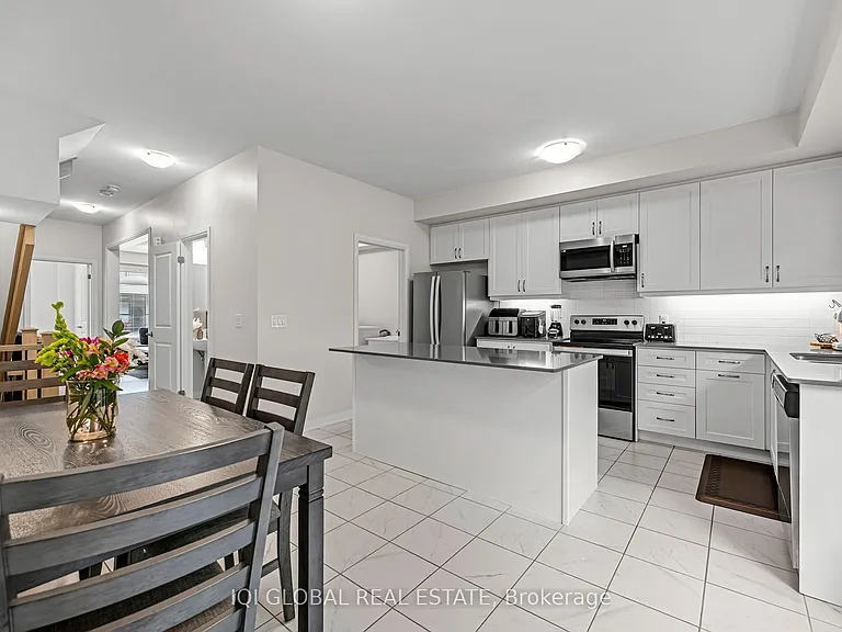 585 Colborne St #1303 — Photo 7