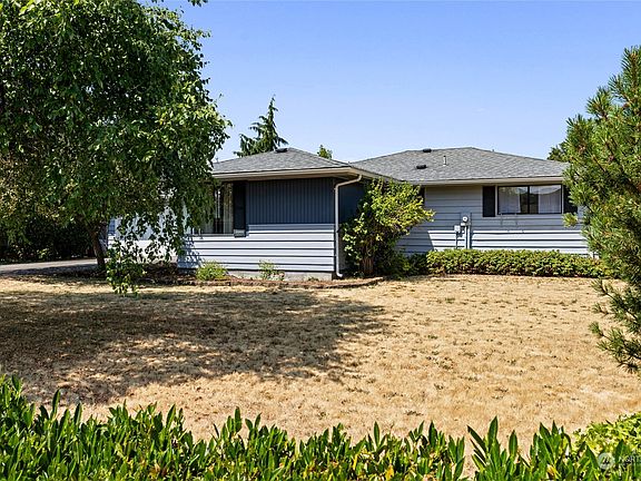 2nd image of 8109 204th Street Ct E