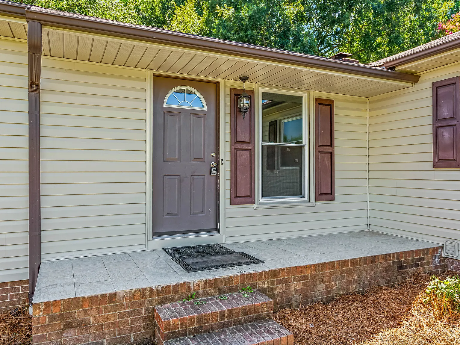 3 bed, 1157 sqft, $1,695 — Photo 4