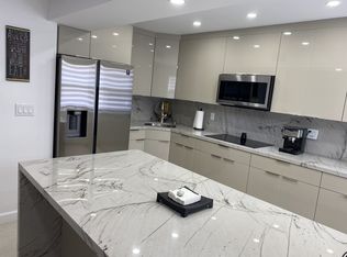 1560 W 46th St #228, Hialeah, FL 33012