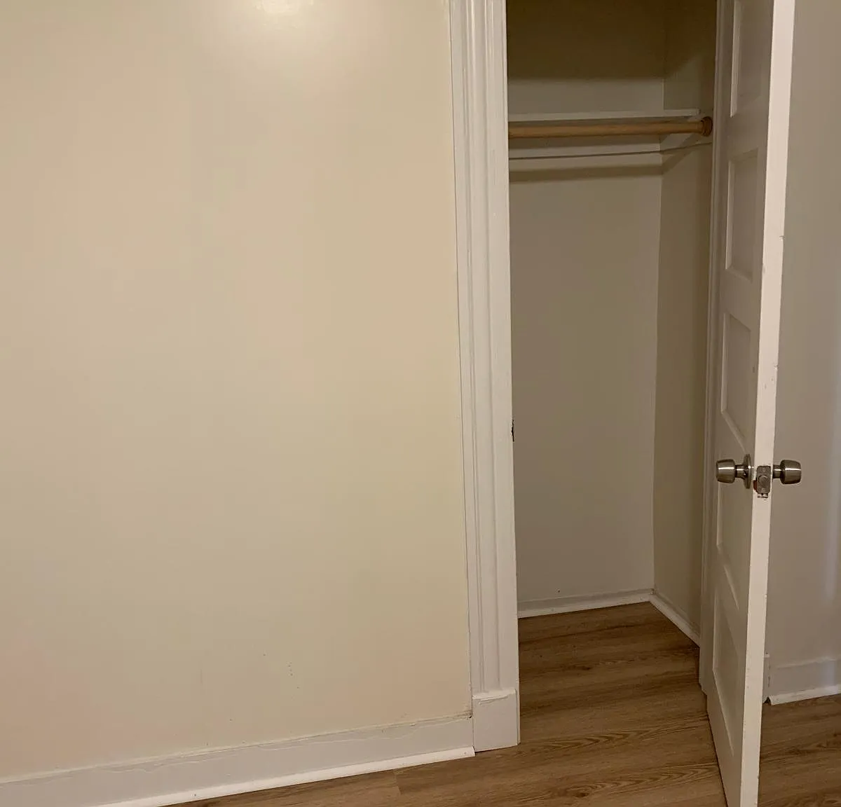 2 bed, 2808 sqft, $1,600 — Photo 1