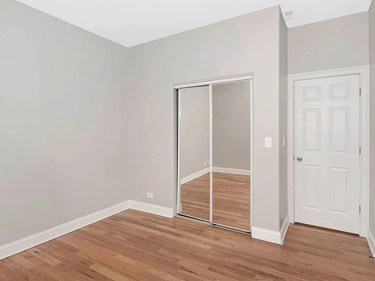 535 E 43rd St #3W — Photo 12
