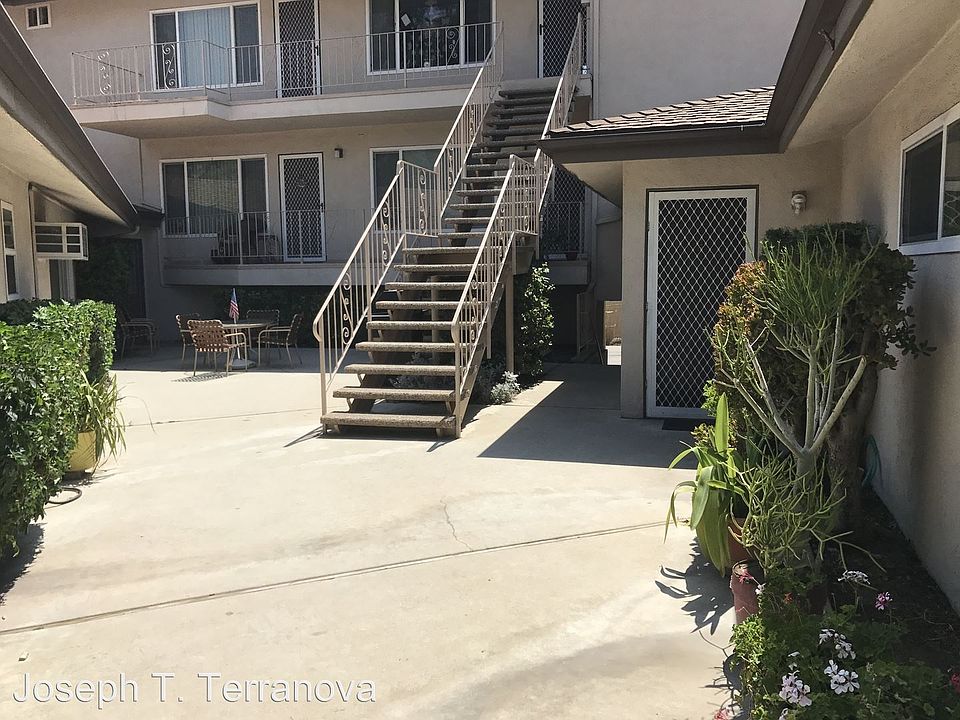 1st image of 2601 N Glenoaks Blvd APT C