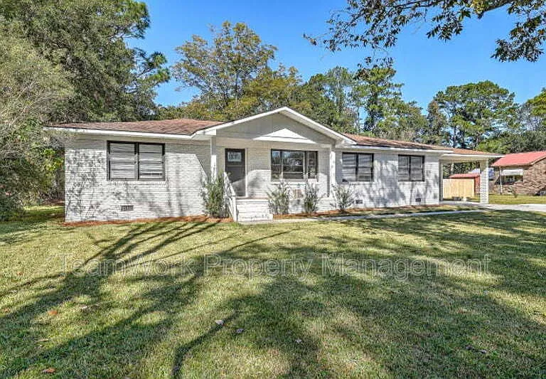 702 N Palmetto St — Photo 4