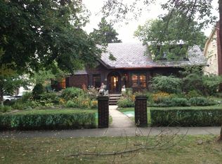 2995 Lincoln Blvd, Cleveland Heights, OH