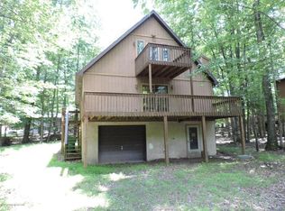 267 Four Seasons Dr, Drums, PA 18222