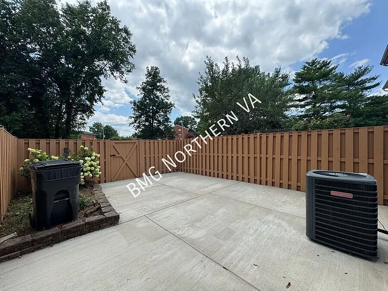 8763 Bretton Woods Dr — Photo 41