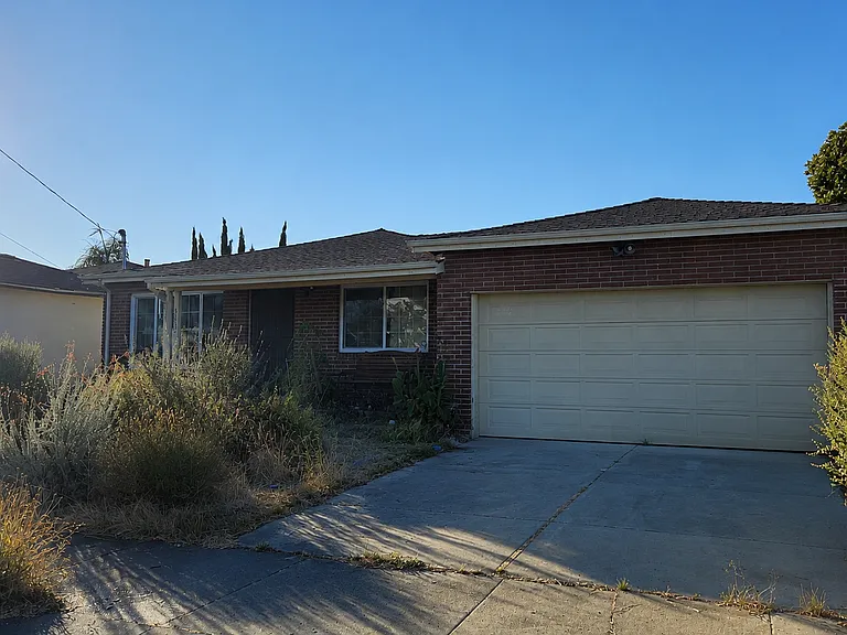 3882 Shasta Cir — Photo 3
