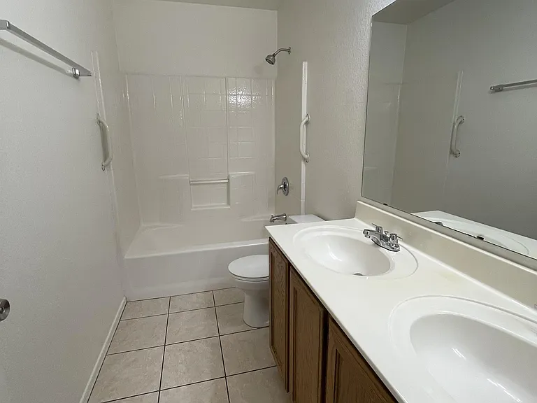 Palo Verde Homes - 6607 89th Ave — Photo 26