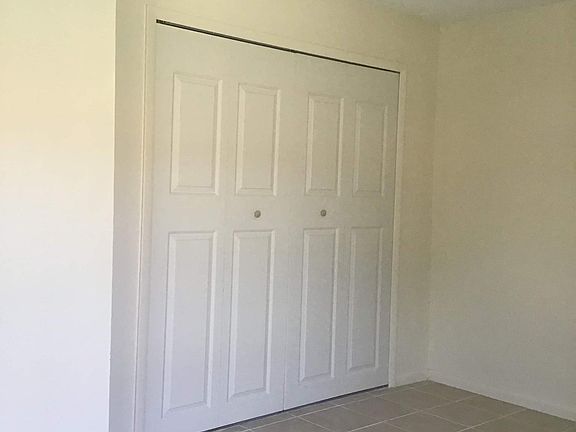 5th image of 2312 SE 6th Ln #A