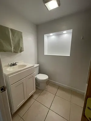 Rented by Peter R. Hungerford, LREB | media 48