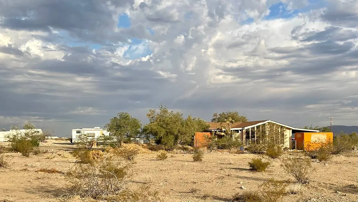 Foothill Rd, Lucerne Valley — Photo 1